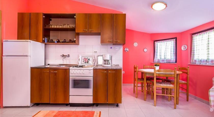 Apartments Bardak Ližnjan Chambre photo