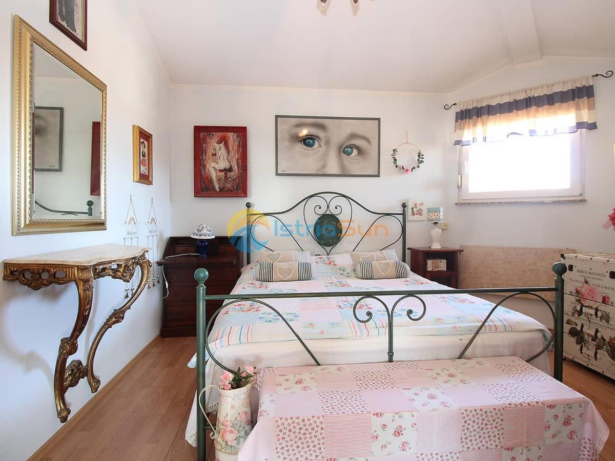 Apartments Bardak Ližnjan Extérieur photo