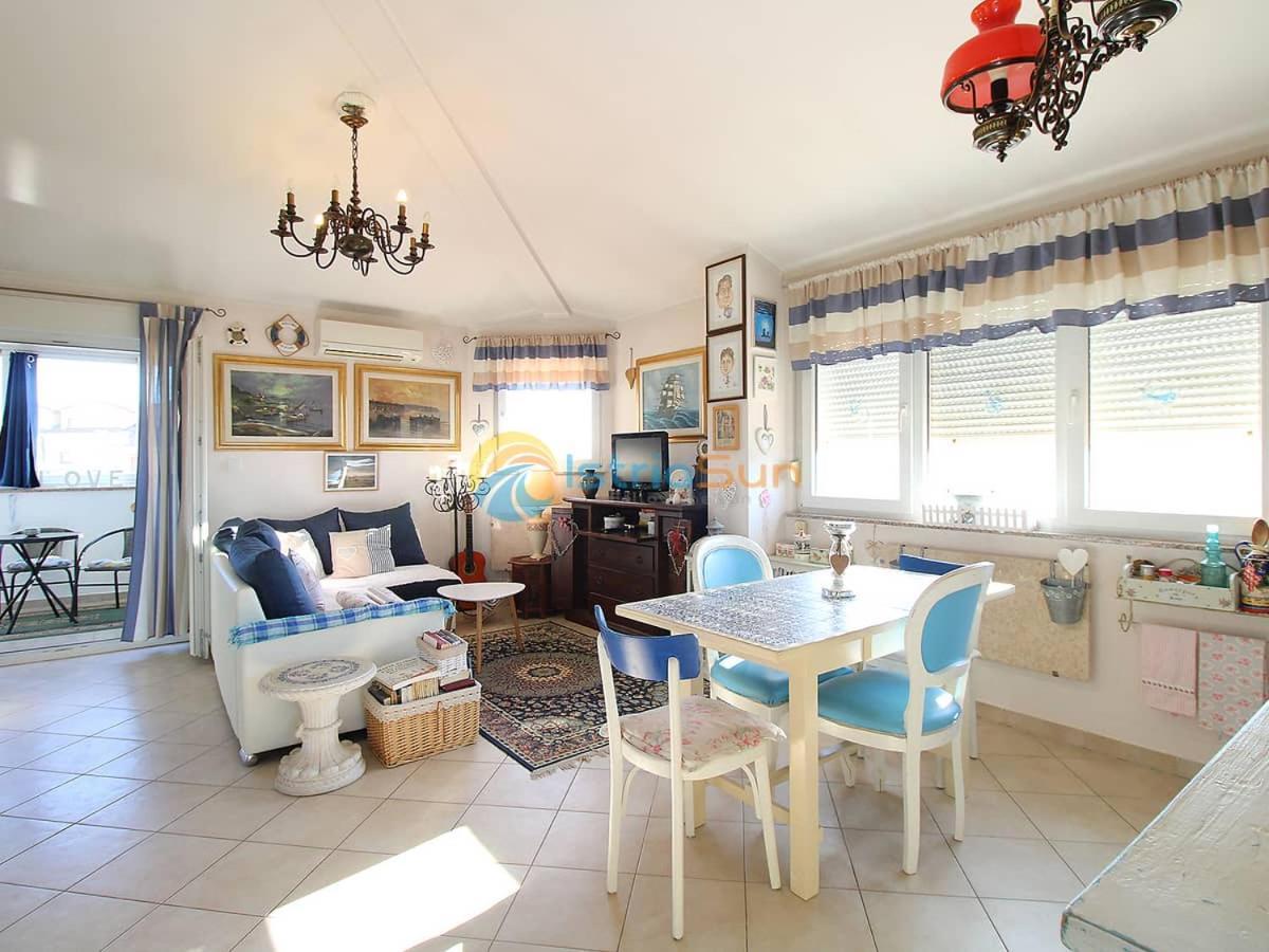 Apartments Bardak Ližnjan Extérieur photo